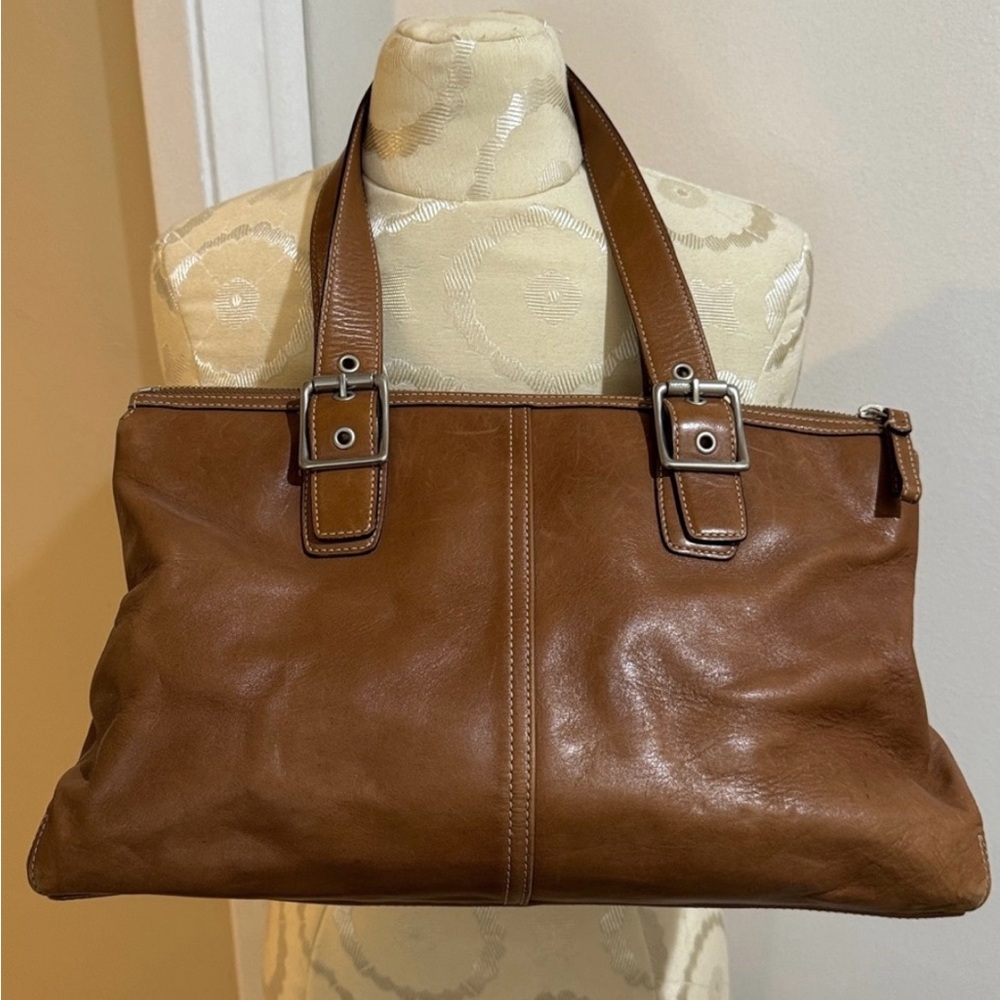 Coach Vintage Hamptons Buckle Soft Leather Tan Silvertone Shoulder Satchel Bag